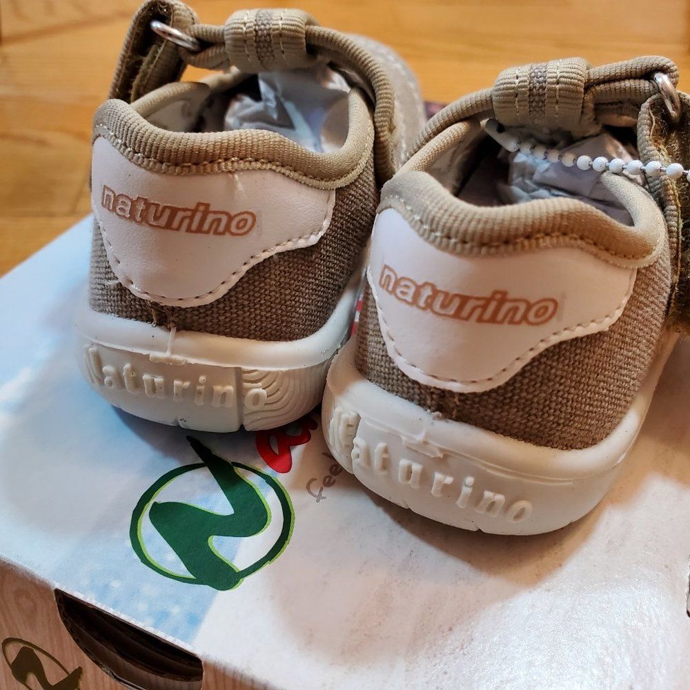 🆕️ Naturino USA T-Strap Flat (Toddler) - Picture 6 of 9